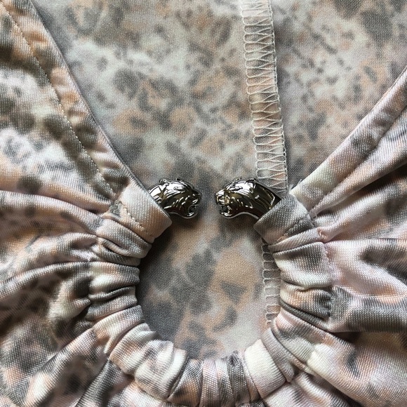 Guess NWT gray snake print body suite - Picture 15 of 16